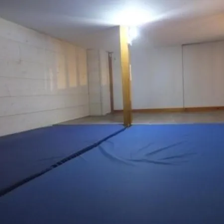아파트 Apartment Marbore 코트레